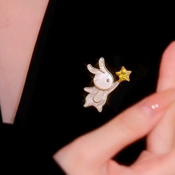 Japanese Cartoon Cute Rabbit Star Brooch - Image 4