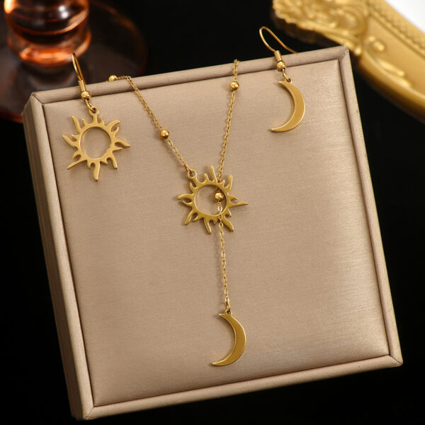 Lxalry 18K Gold Plated Sun  Moon Jewelry Set Mirror Polish Hypoallergenic Necklace  Earrings For Daily Evening Never Fade Luxury Gift With Celestial Symmetry - Image 5