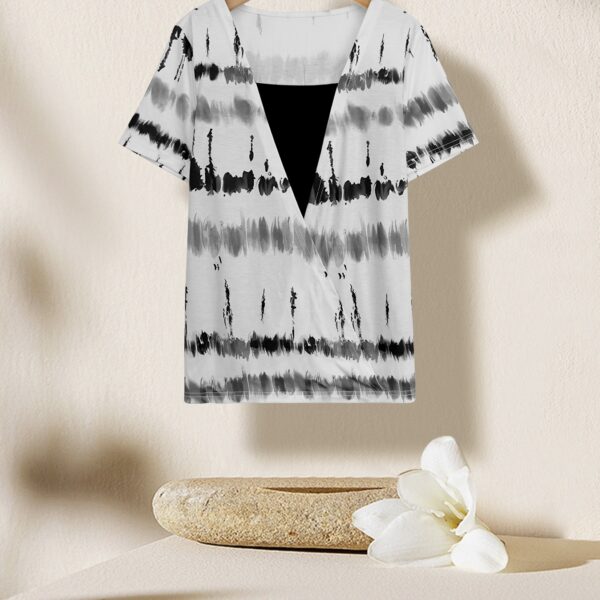 Women's V-neck Printed Black Lined Fashionable Short Sleeved T-shirt - Image 2