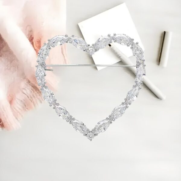 Korean Version Of Heart-shaped Brooch - Image 4