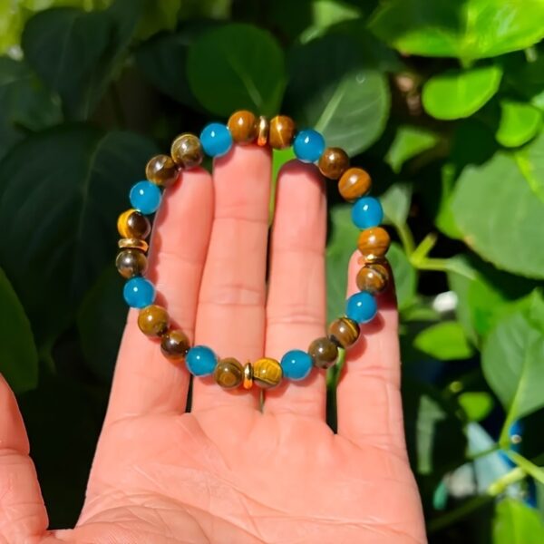 A Wealth-attracting Tiger's Eye Stone Bracelet - The Natural Beads Symbolize Wealth And Bring Abundance And Prosperity. It Is A Crystal Bracelet Jewelry Gift That Brings Peace And Good Luck - Image 3
