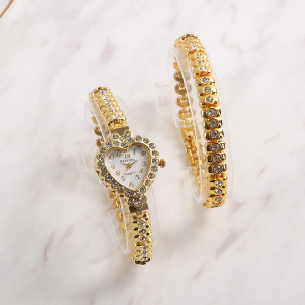 Fashion Personalized Diamond Women's Watch Heart-shaped Rhinestone - Image 4