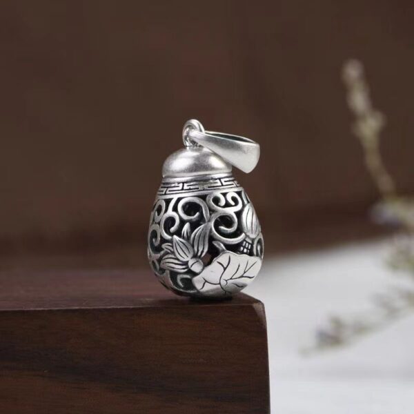 Fashion Openable Perfume Bag Pendant - Image 2